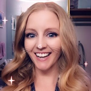 Meet your Posher, Lyndie